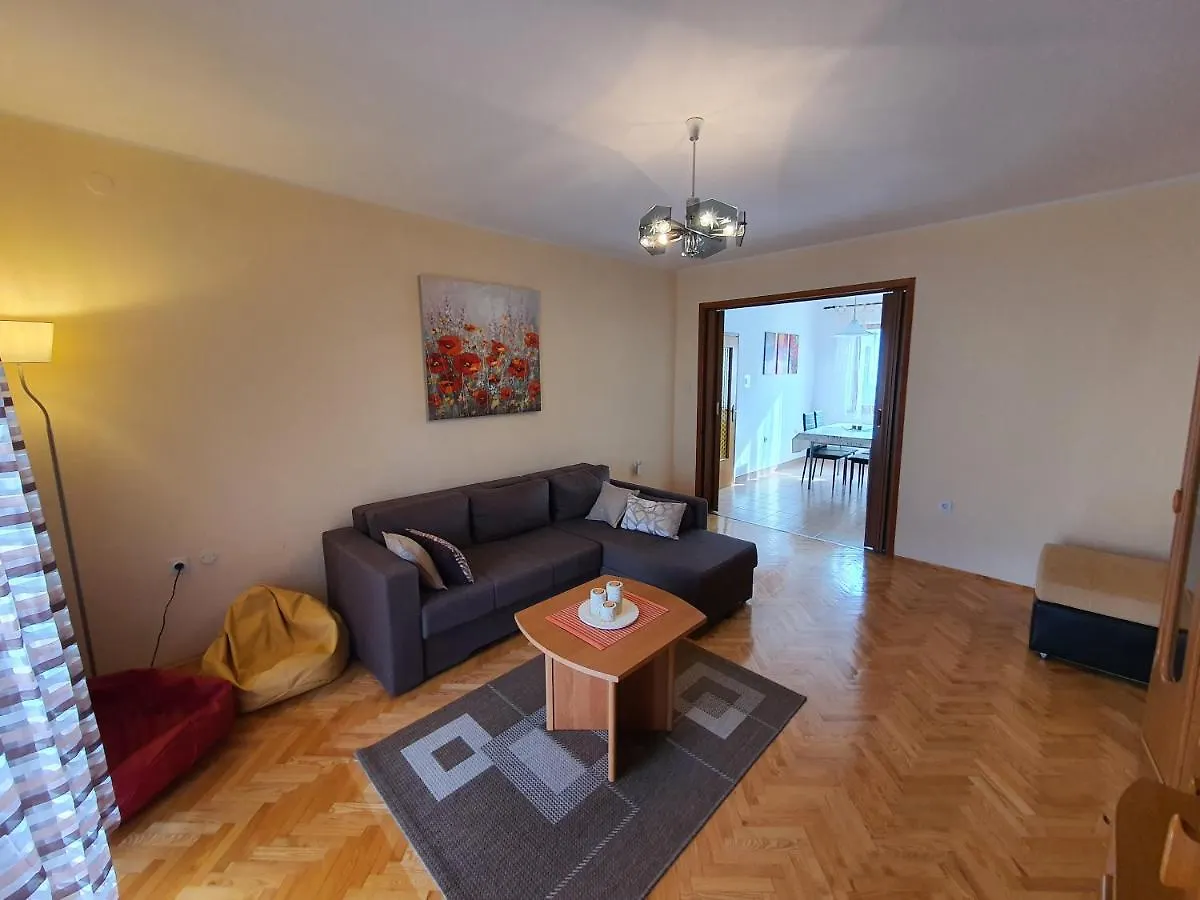 Apartments Luciana & Helena Pula Croatia