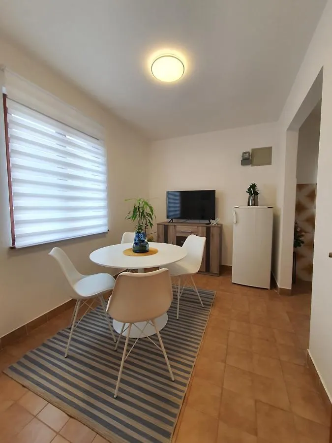 Apartments Luciana & Helena Pula Croatia